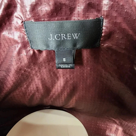 J. Crew Quilted Down Puffer Vest Maroon Size Small - Picture 3 of 14